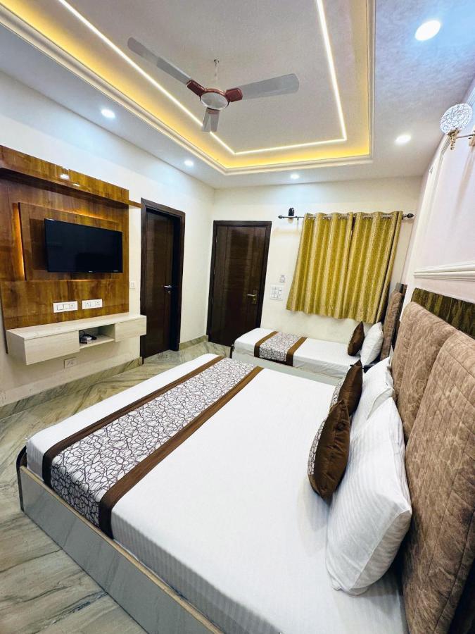 Hotel Samrat Residency 10 Mints Walking Distance Nizamuddin Railway Station New Delhi Eksteriør billede