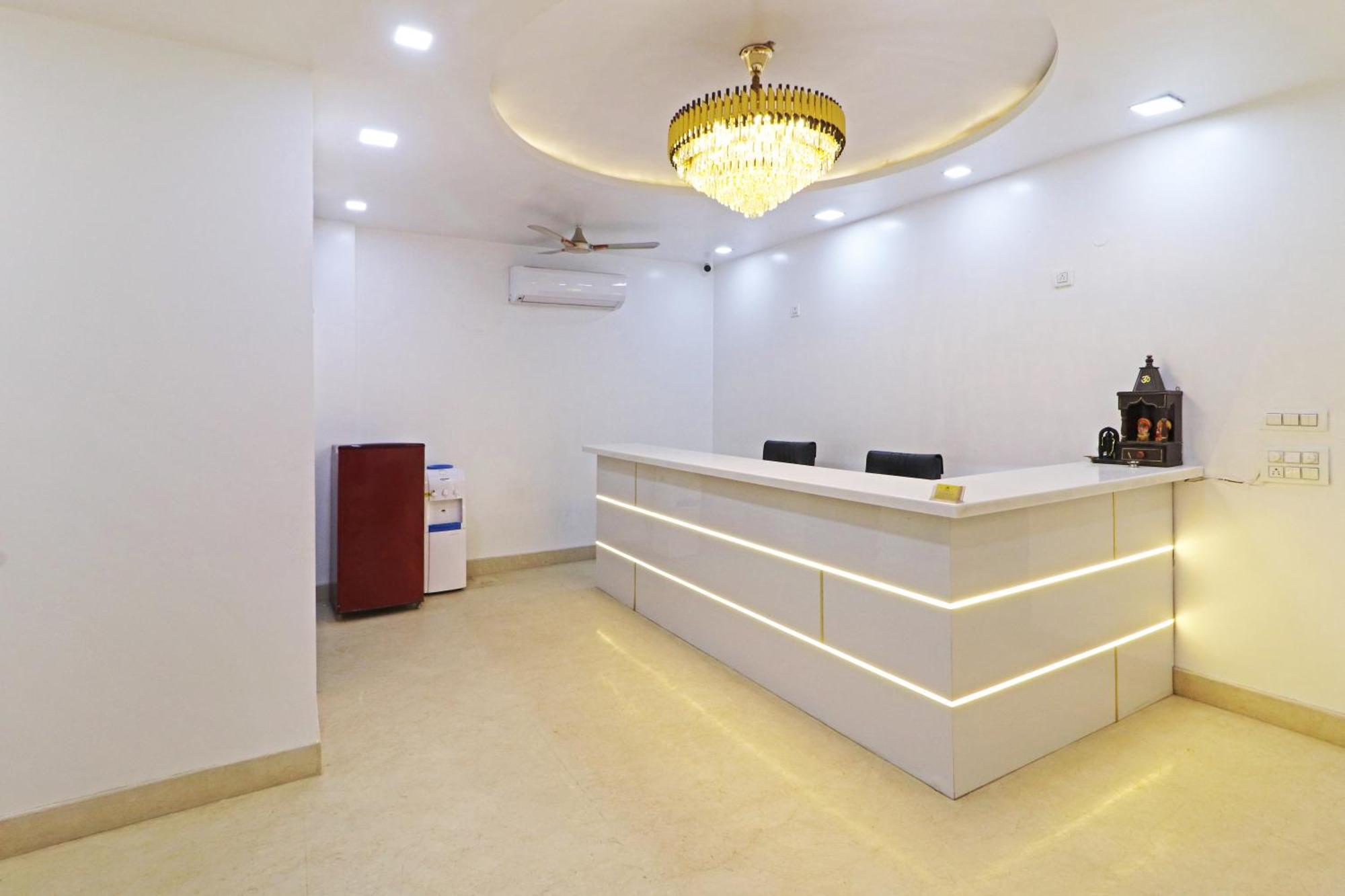 Hotel Samrat Residency 10 Mints Walking Distance Nizamuddin Railway Station New Delhi Eksteriør billede