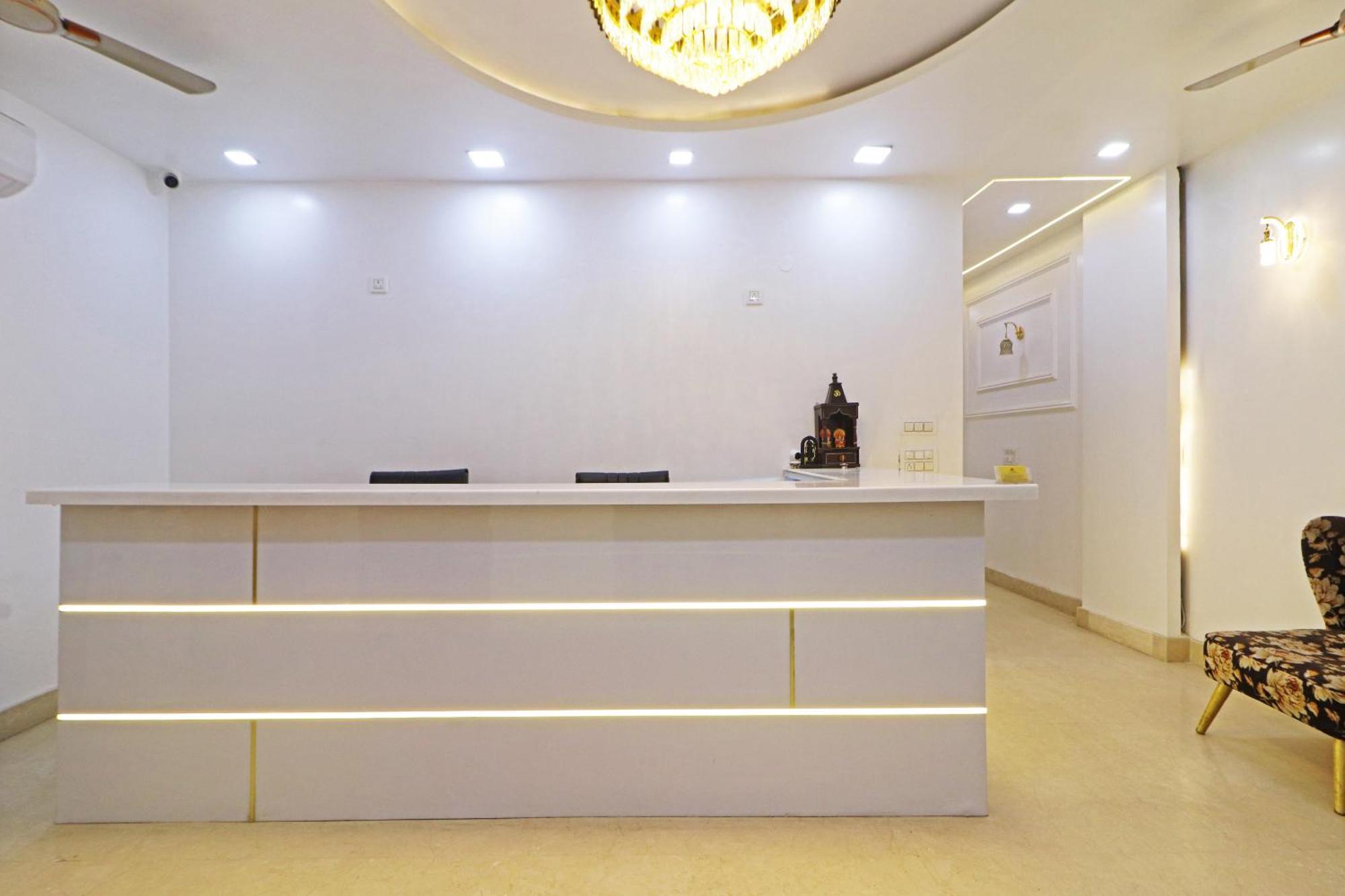 Hotel Samrat Residency 10 Mints Walking Distance Nizamuddin Railway Station New Delhi Eksteriør billede