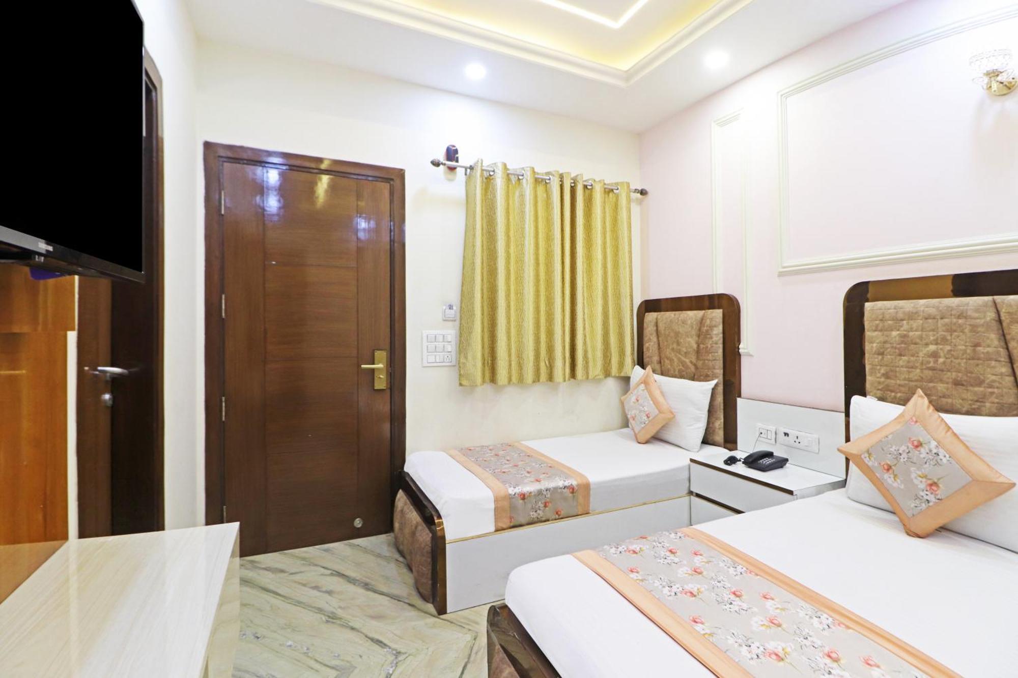 Hotel Samrat Residency 10 Mints Walking Distance Nizamuddin Railway Station New Delhi Eksteriør billede