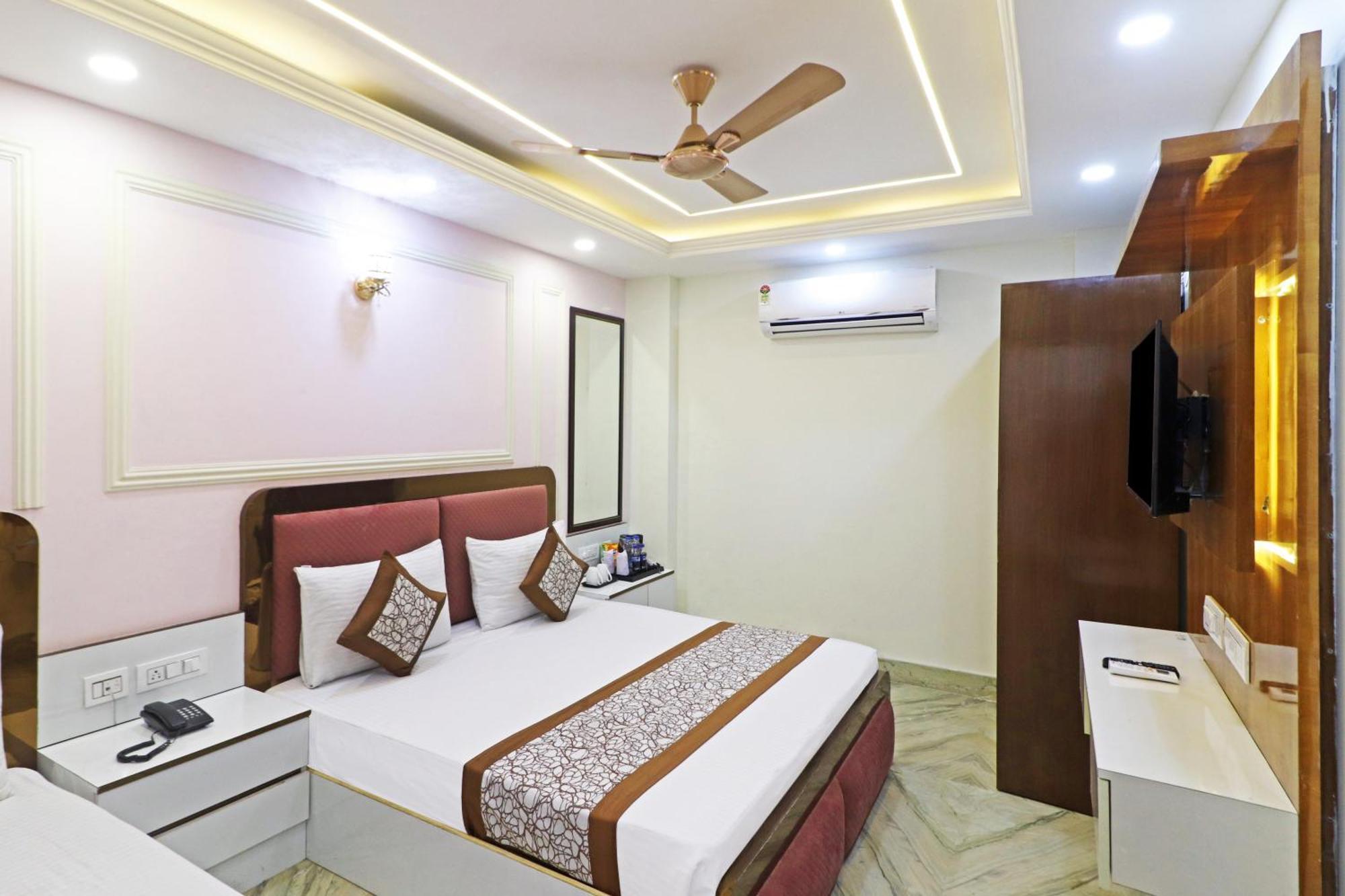 Hotel Samrat Residency 10 Mints Walking Distance Nizamuddin Railway Station New Delhi Eksteriør billede