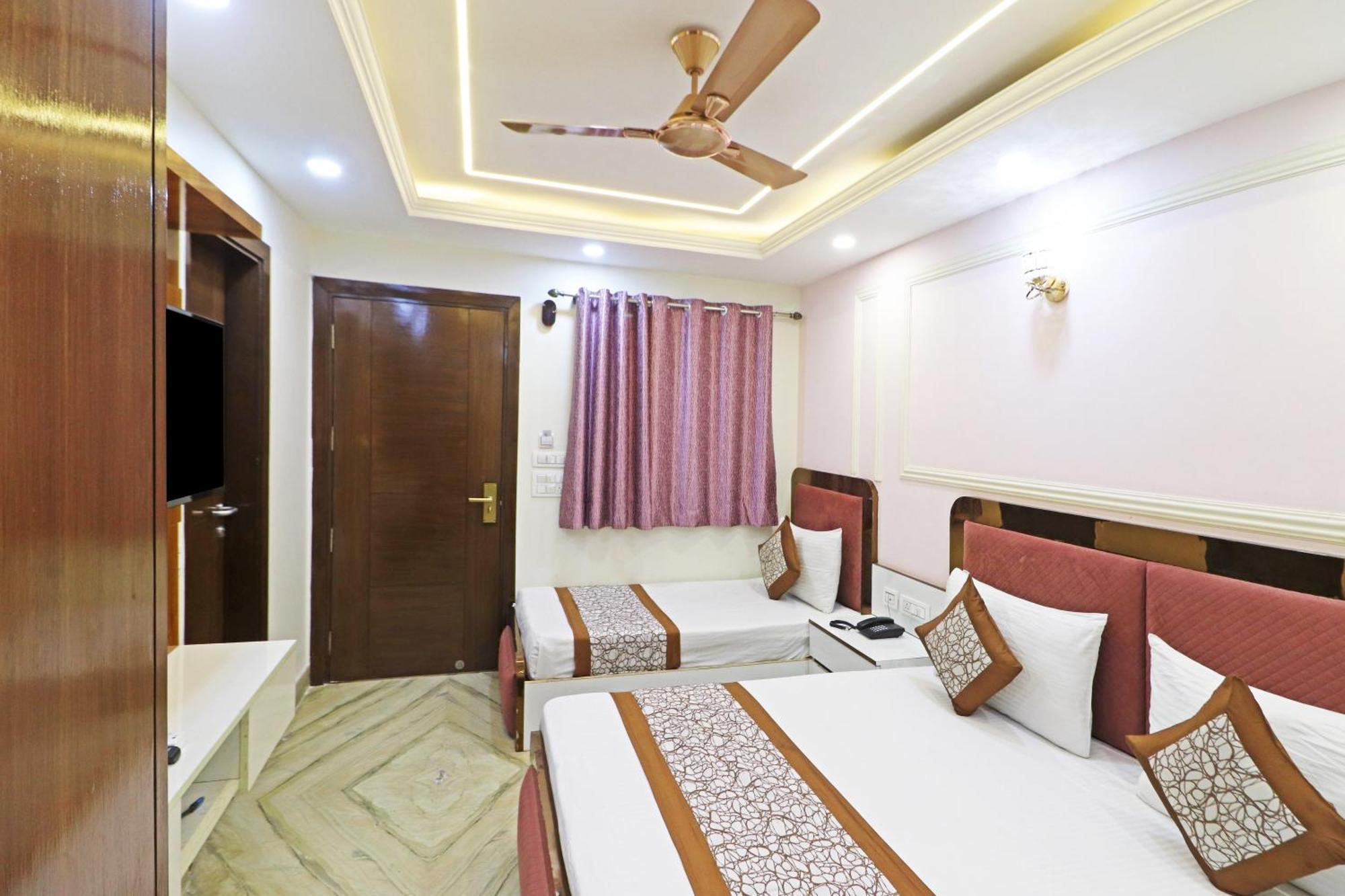 Hotel Samrat Residency 10 Mints Walking Distance Nizamuddin Railway Station New Delhi Eksteriør billede