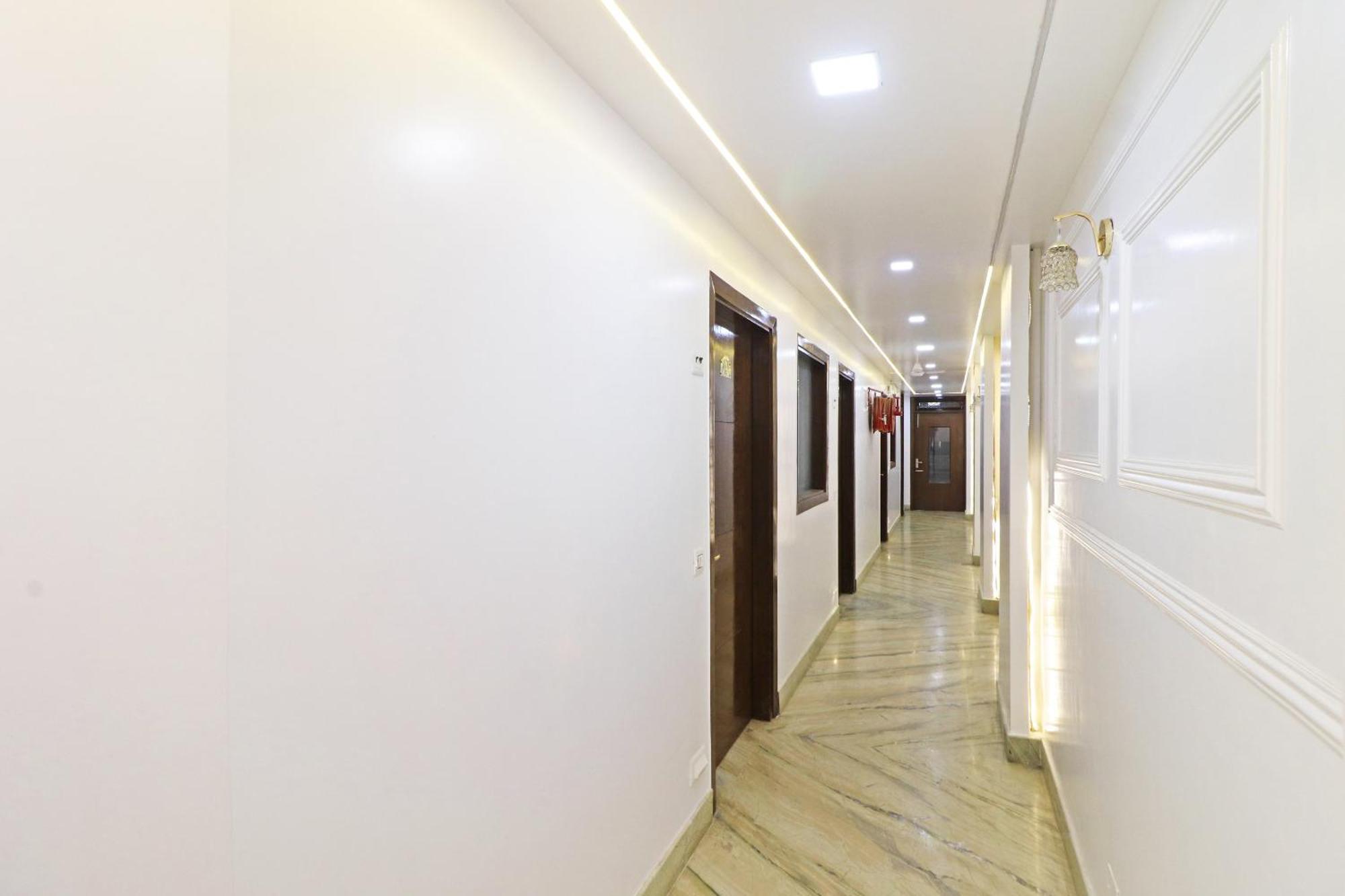 Hotel Samrat Residency 10 Mints Walking Distance Nizamuddin Railway Station New Delhi Eksteriør billede