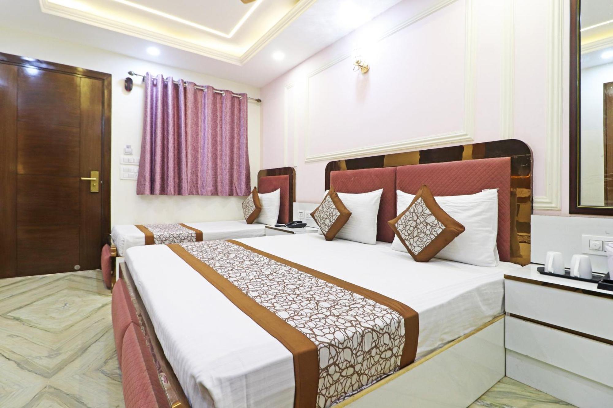 Hotel Samrat Residency 10 Mints Walking Distance Nizamuddin Railway Station New Delhi Eksteriør billede