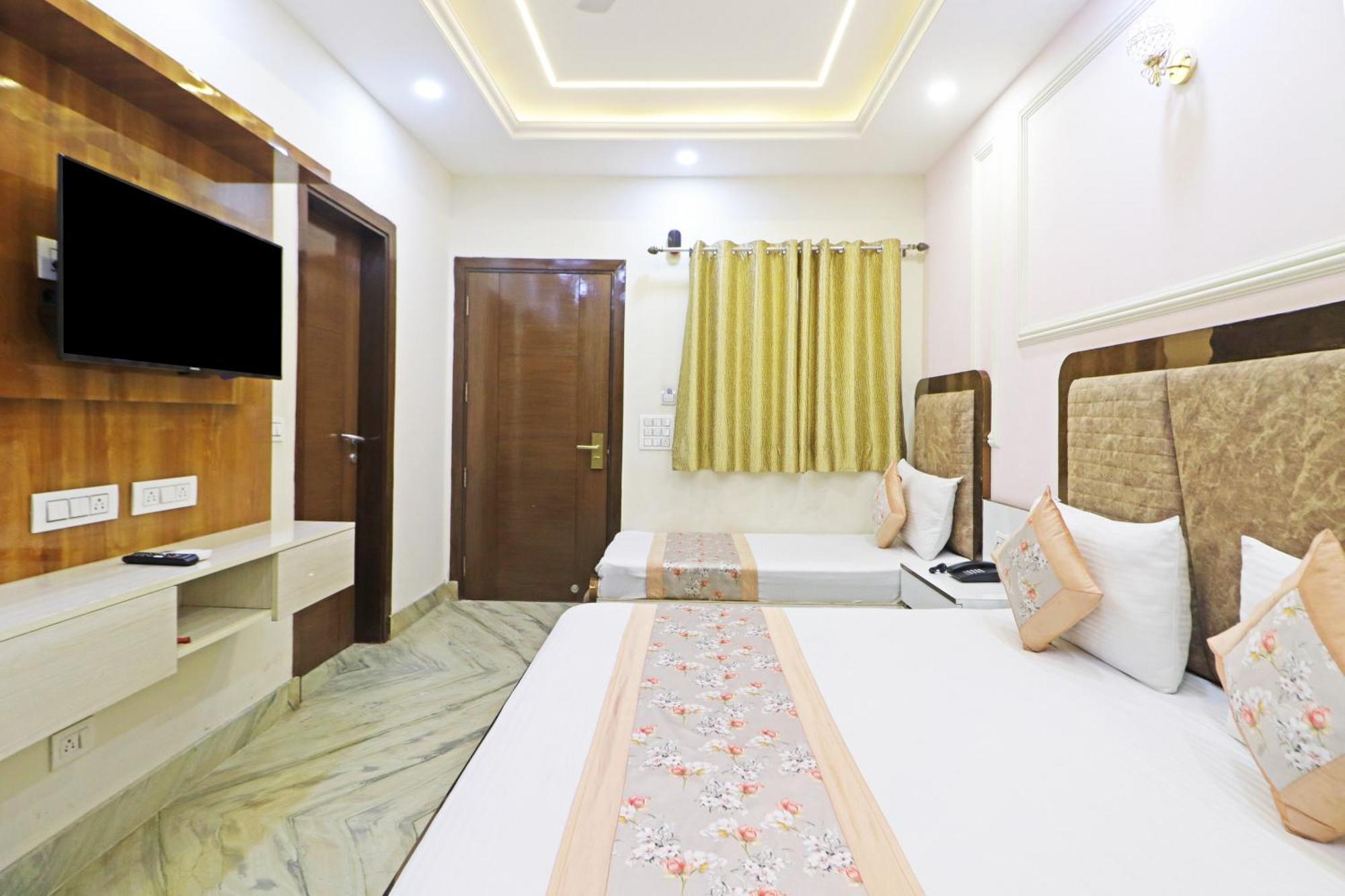 Hotel Samrat Residency 10 Mints Walking Distance Nizamuddin Railway Station New Delhi Eksteriør billede