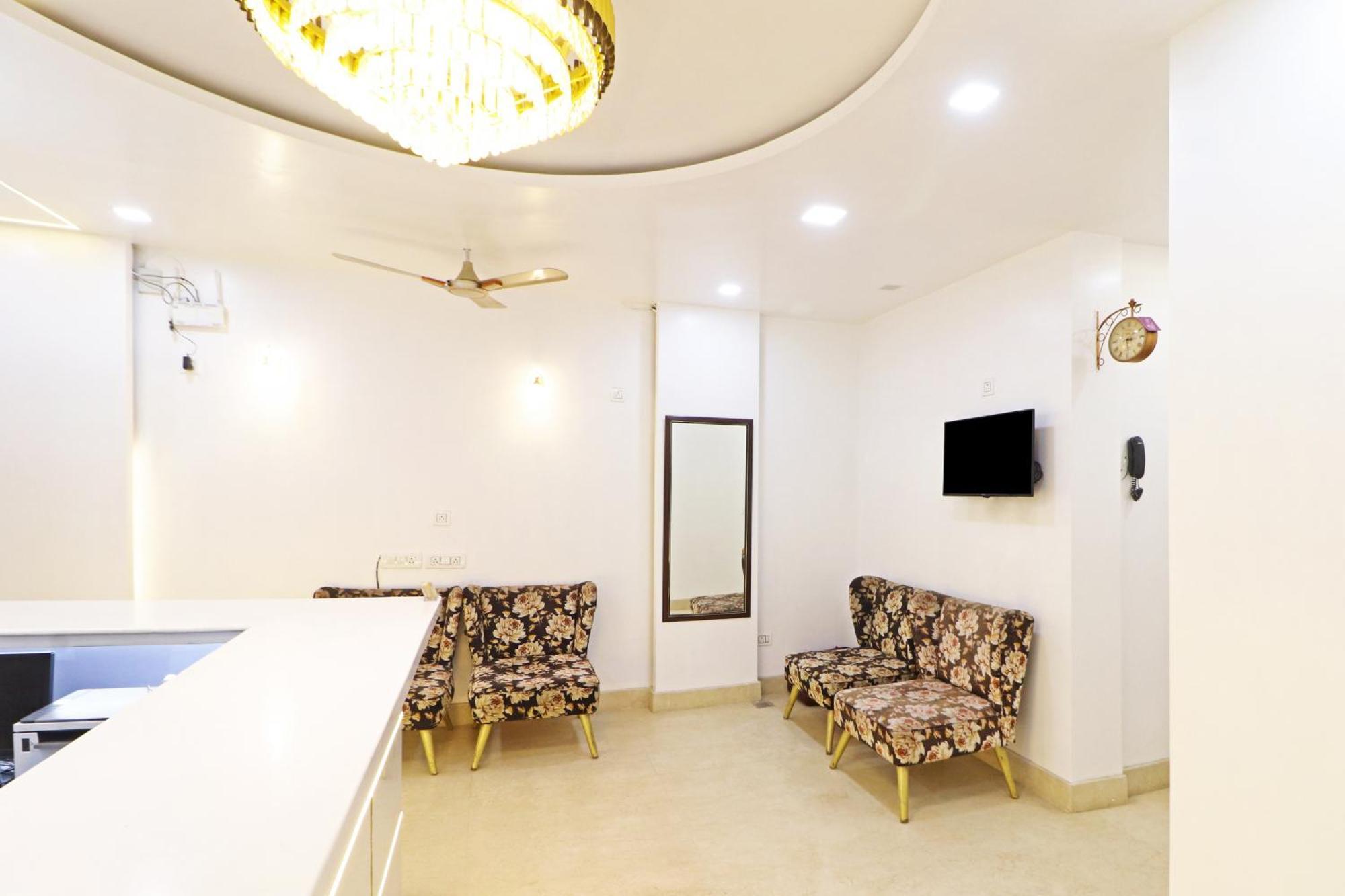 Hotel Samrat Residency 10 Mints Walking Distance Nizamuddin Railway Station New Delhi Eksteriør billede