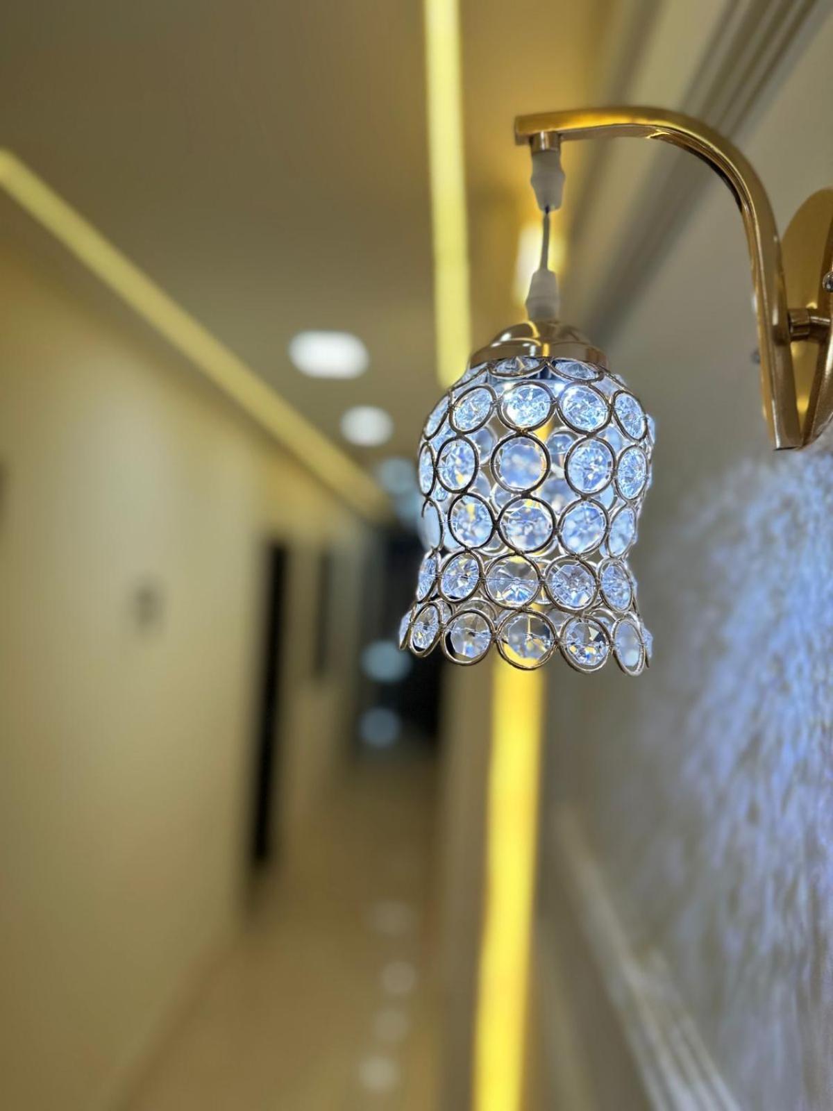Hotel Samrat Residency 10 Mints Walking Distance Nizamuddin Railway Station New Delhi Eksteriør billede